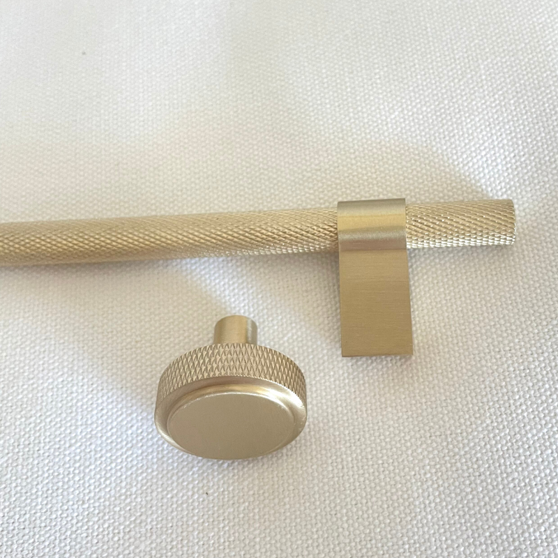 Bellevue Hill - Brushed Brass - Knurled - Image 2