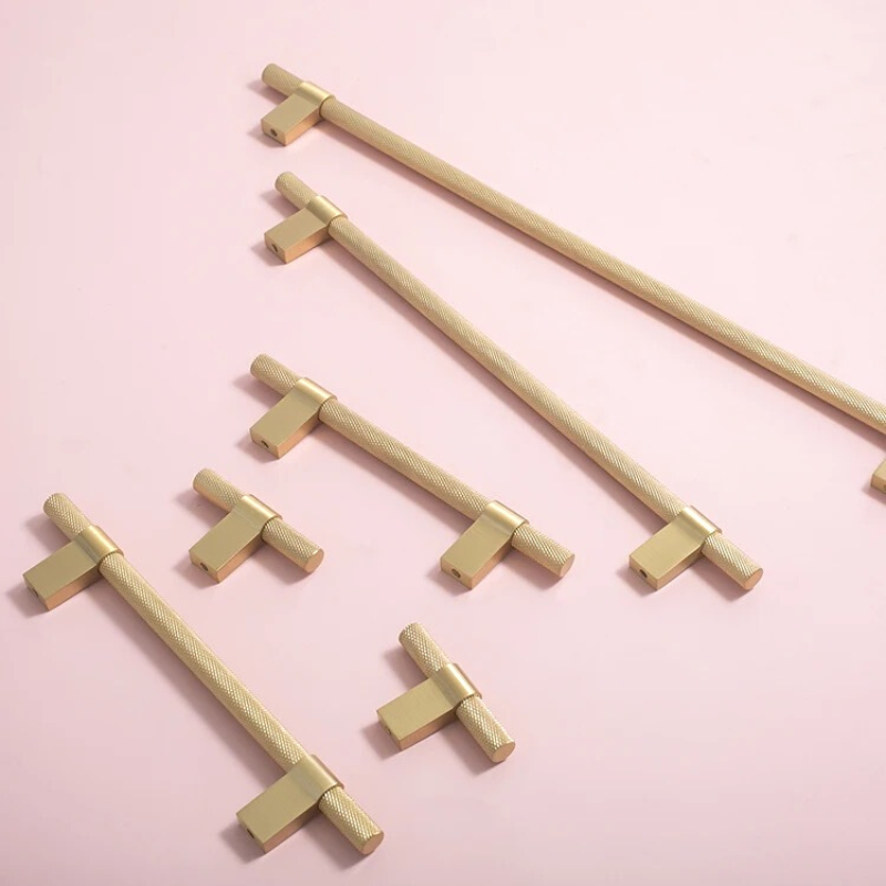 Bellevue Hill - Brushed Brass - Knurled